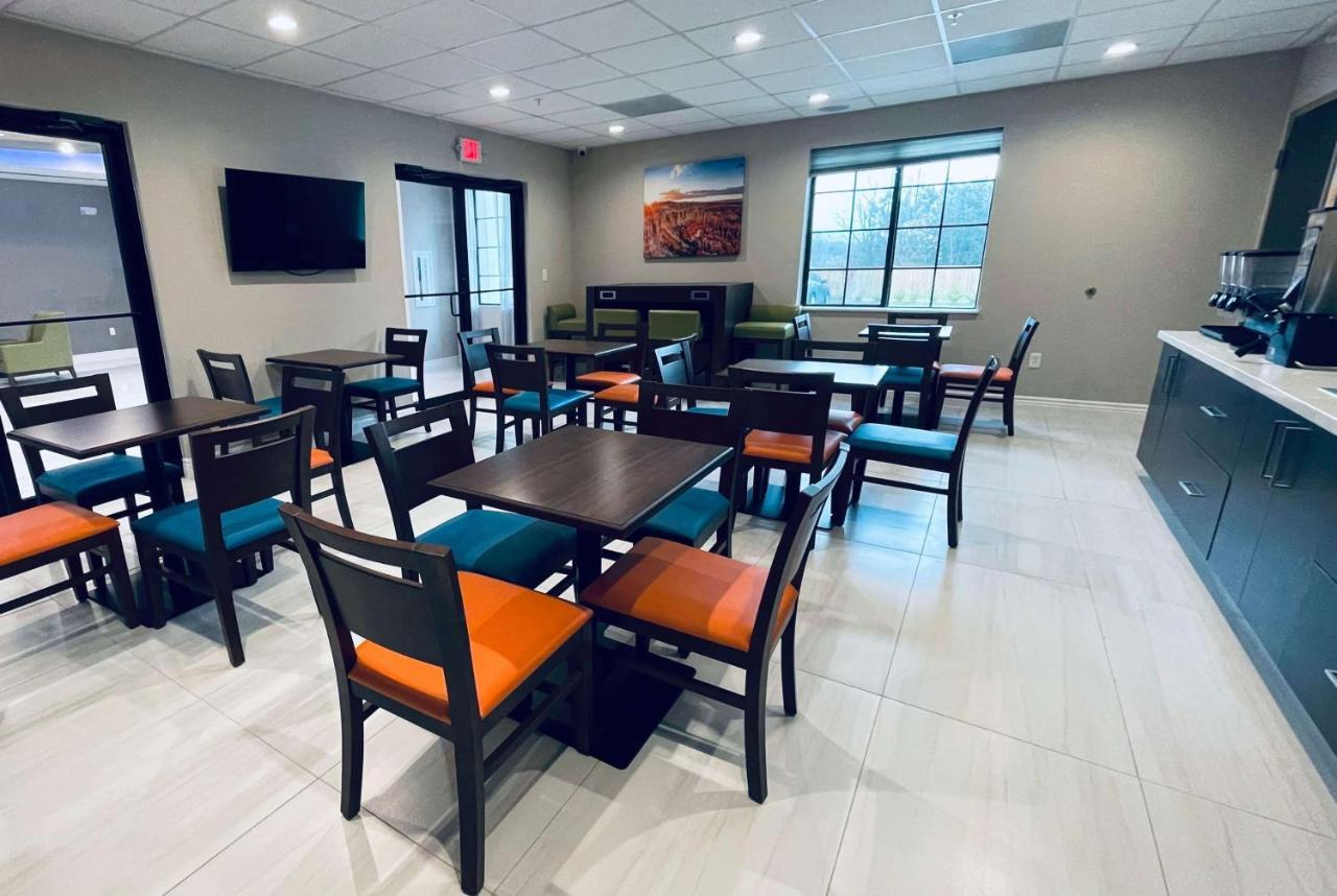 Days Inn & Suites By Wyndham Greater Tomball Dış mekan fotoğraf