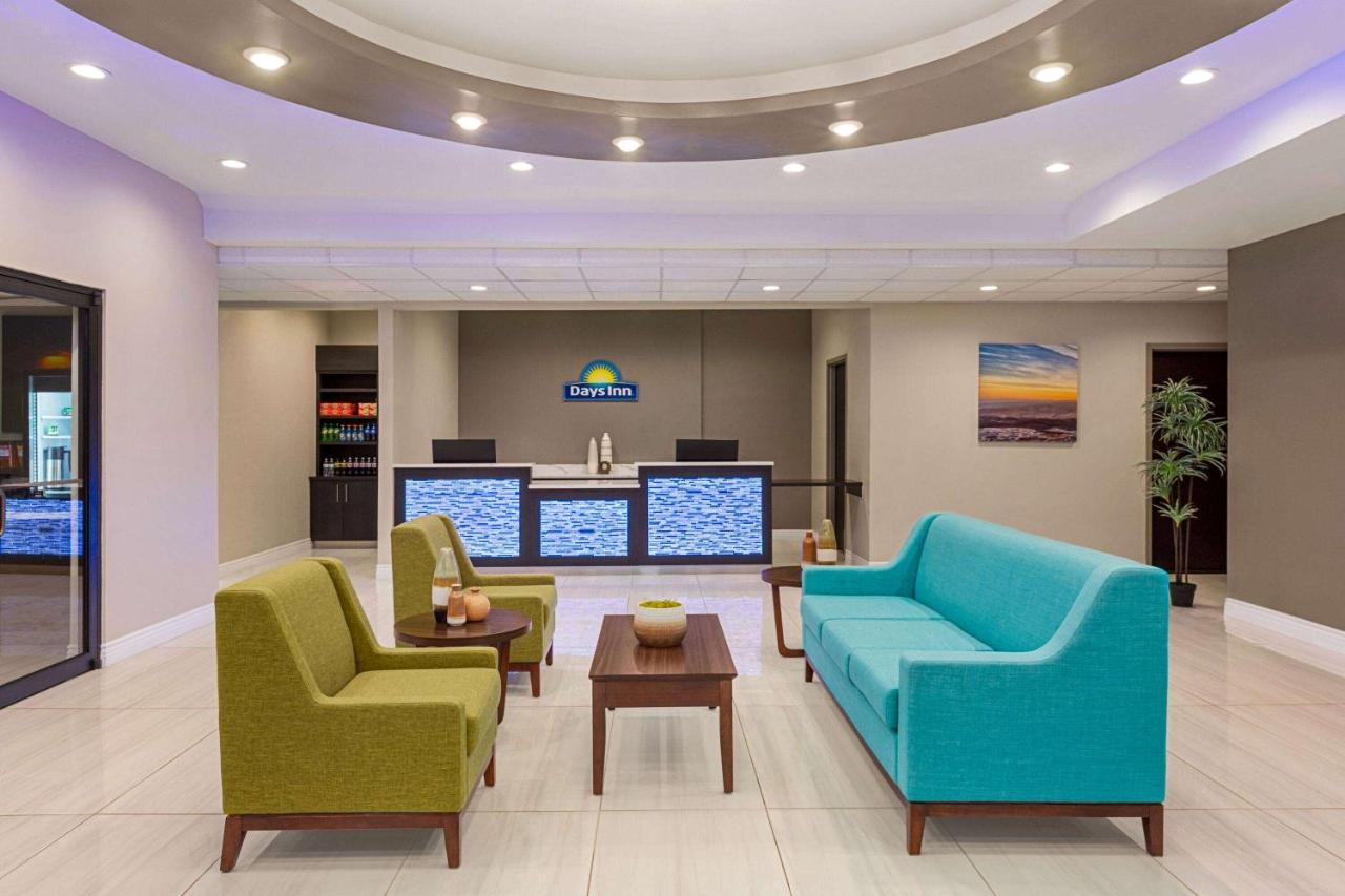 Days Inn & Suites By Wyndham Greater Tomball Dış mekan fotoğraf