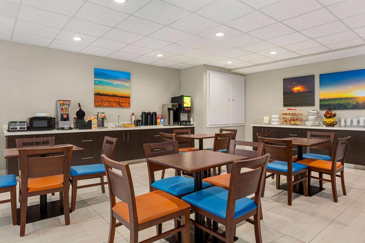 Days Inn & Suites By Wyndham Greater Tomball Dış mekan fotoğraf